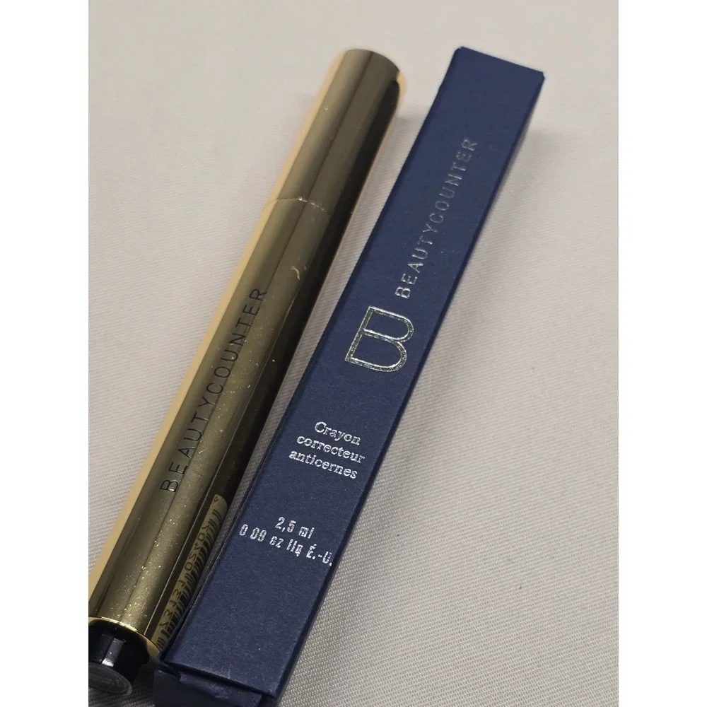 Beautycounter Touchup Concealer Pen Medium 1 2.5 mL Touch Up Brush Pen